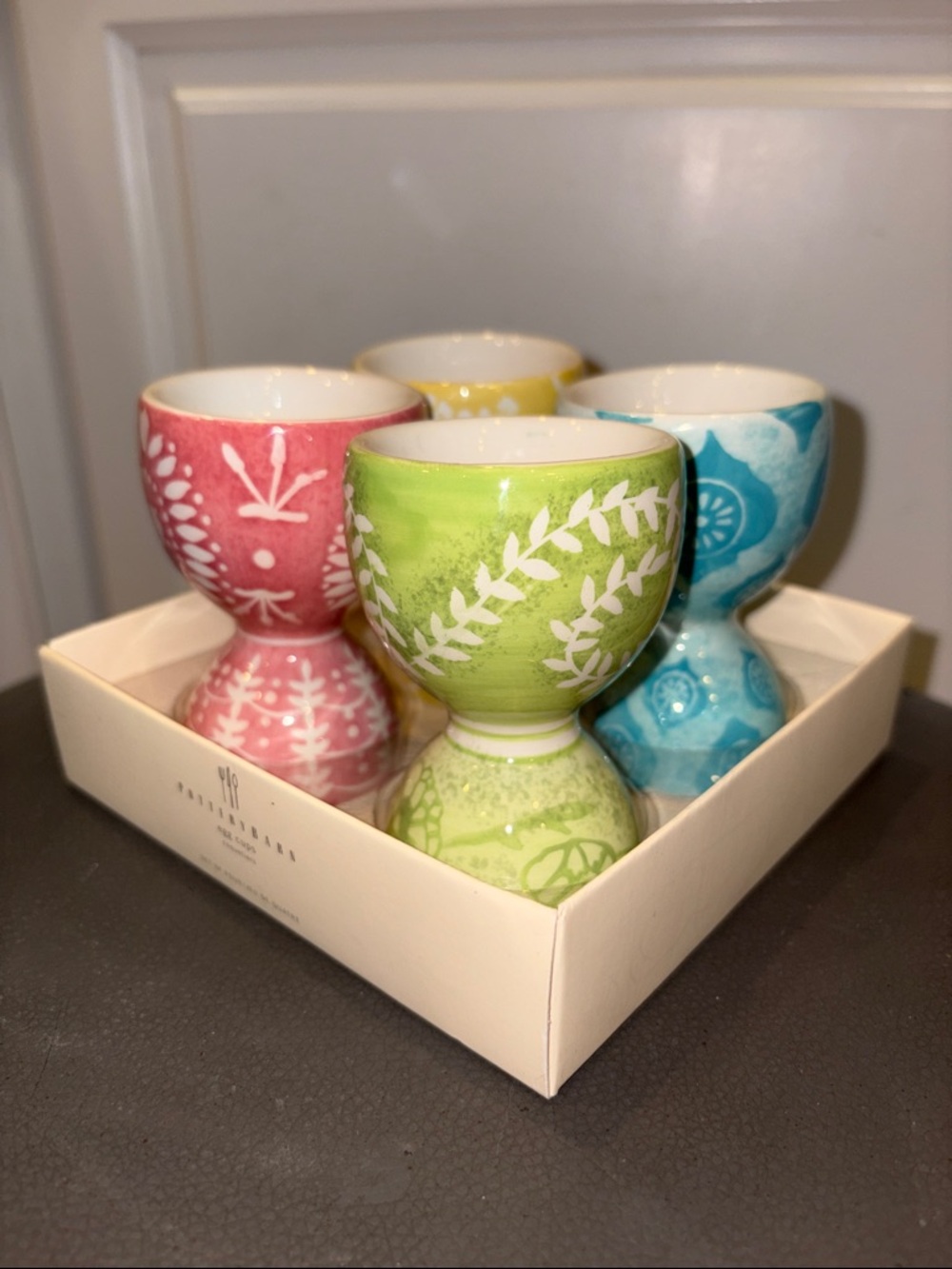 Vintage Pottery Barn Set of 4 Ceramic Easter Egg Cups Pastel, Easter Decor